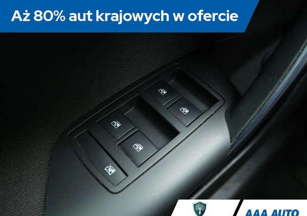 Opel Insignia cena 26000 przebieg: 289784, rok produkcji 2013 z Nowogród małe 326